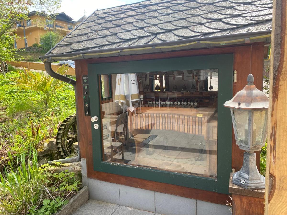 Hotel-Restaurant Theis-Muehle Biersdorf エクステリア 写真