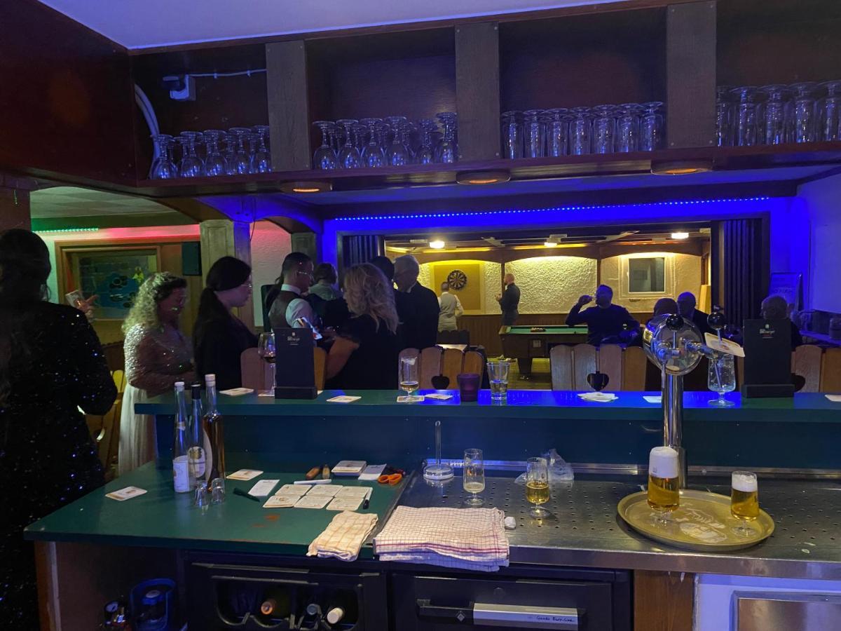 Hotel-Restaurant Theis-Muehle Biersdorf エクステリア 写真